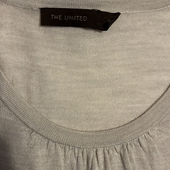 Limited Tan Light Weight Long Sleeve Sweater, Size M - Picture 4 of 4